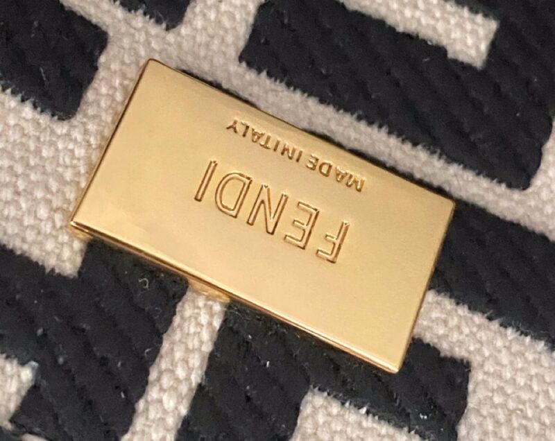 Fendi PeekabooTote-24×7×19CM - Image 9