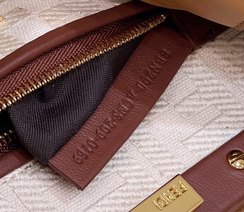 Fendi PeekabooTote-24×7×19CM - Image 7