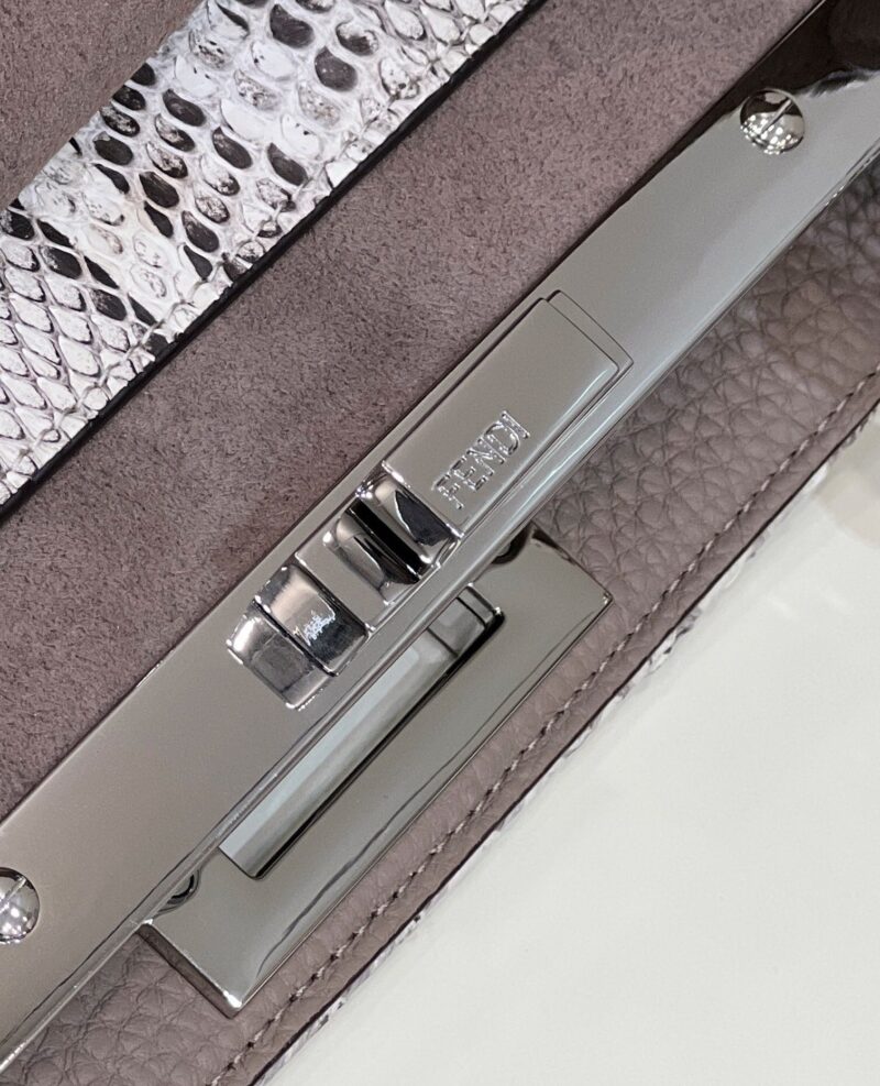 Fendi PeekabooTote-33×12×25CM - Image 7