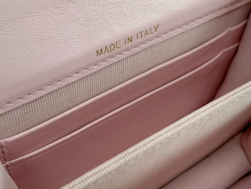 CHANLE Vintage Chain Bag-13*9.5*6CM - Image 9