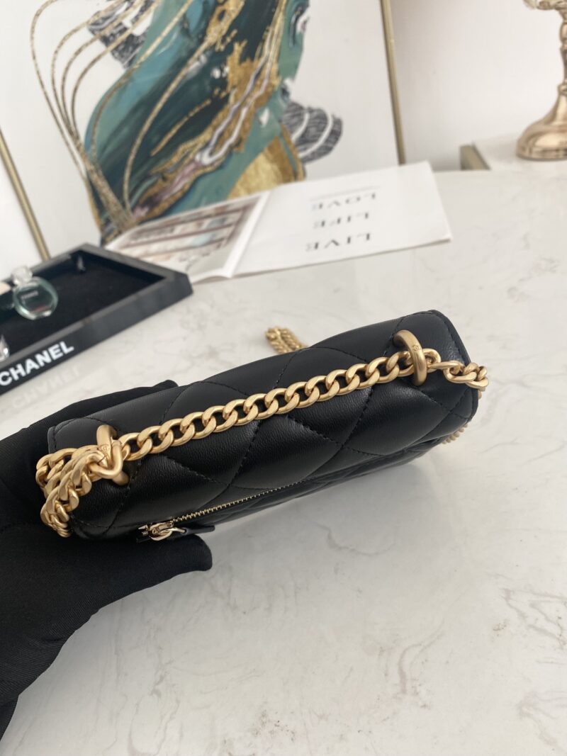 CHANLE Vintage Chain Bag-15CM - Image 8
