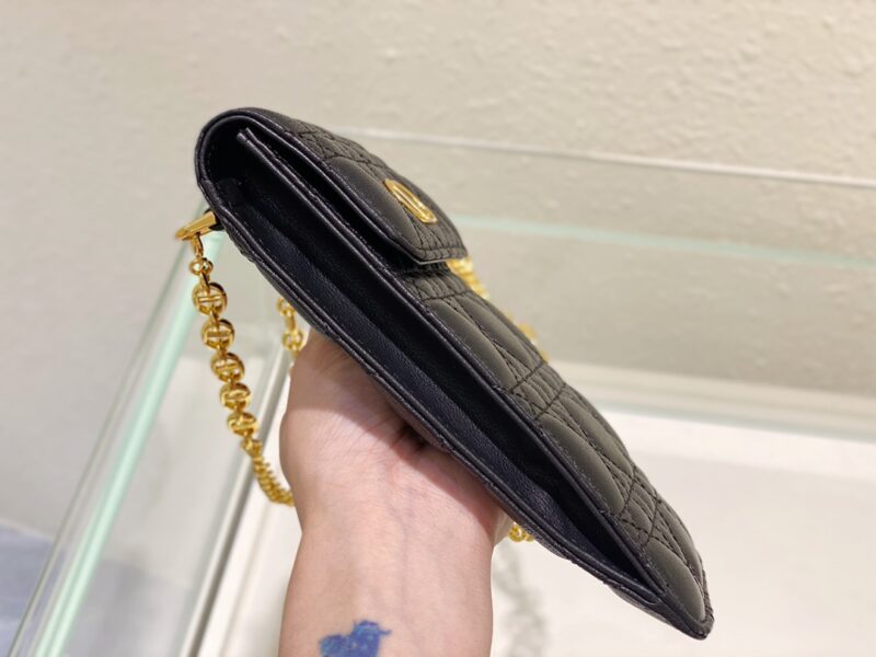 Diro Phone Bag - Image 9