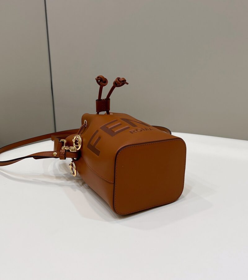 Fendi Mini Mon Tresor Bag -12x18x10CM - Image 8