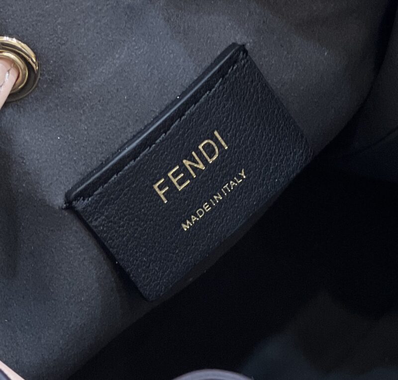 Fendi Mini Mon Tresor Bag -12x18x10CM - Image 2