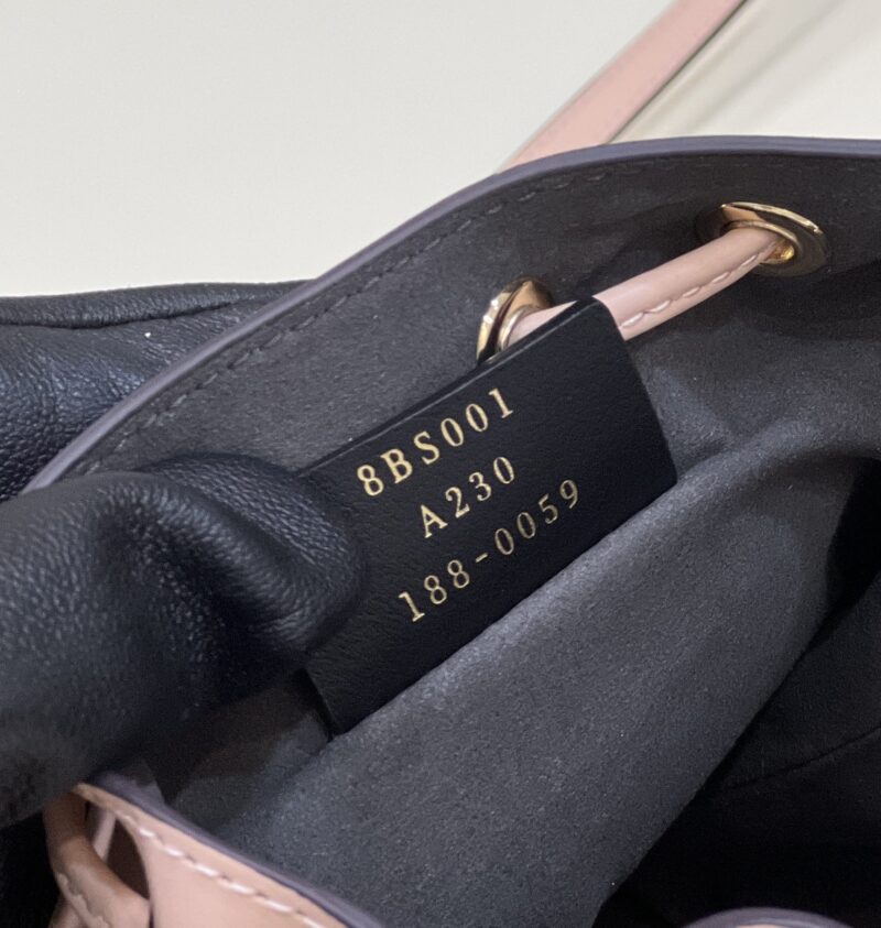 Fendi Mini Mon Tresor Bag -12x18x10CM - Image 3