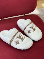 Louis Vuitton Winter Break Comfert Sandals - Image 3