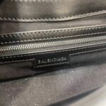 Balenciaga Lindsay Bag-29x13x4.8CM - Image 4