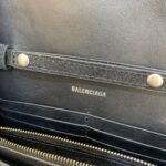 Balenciaga Hourglass Wallet On Chain-19*4*12CM - Image 8