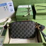 Gucci Vintage GG Supreme-24.5x 16x 4.5CM - Image 4