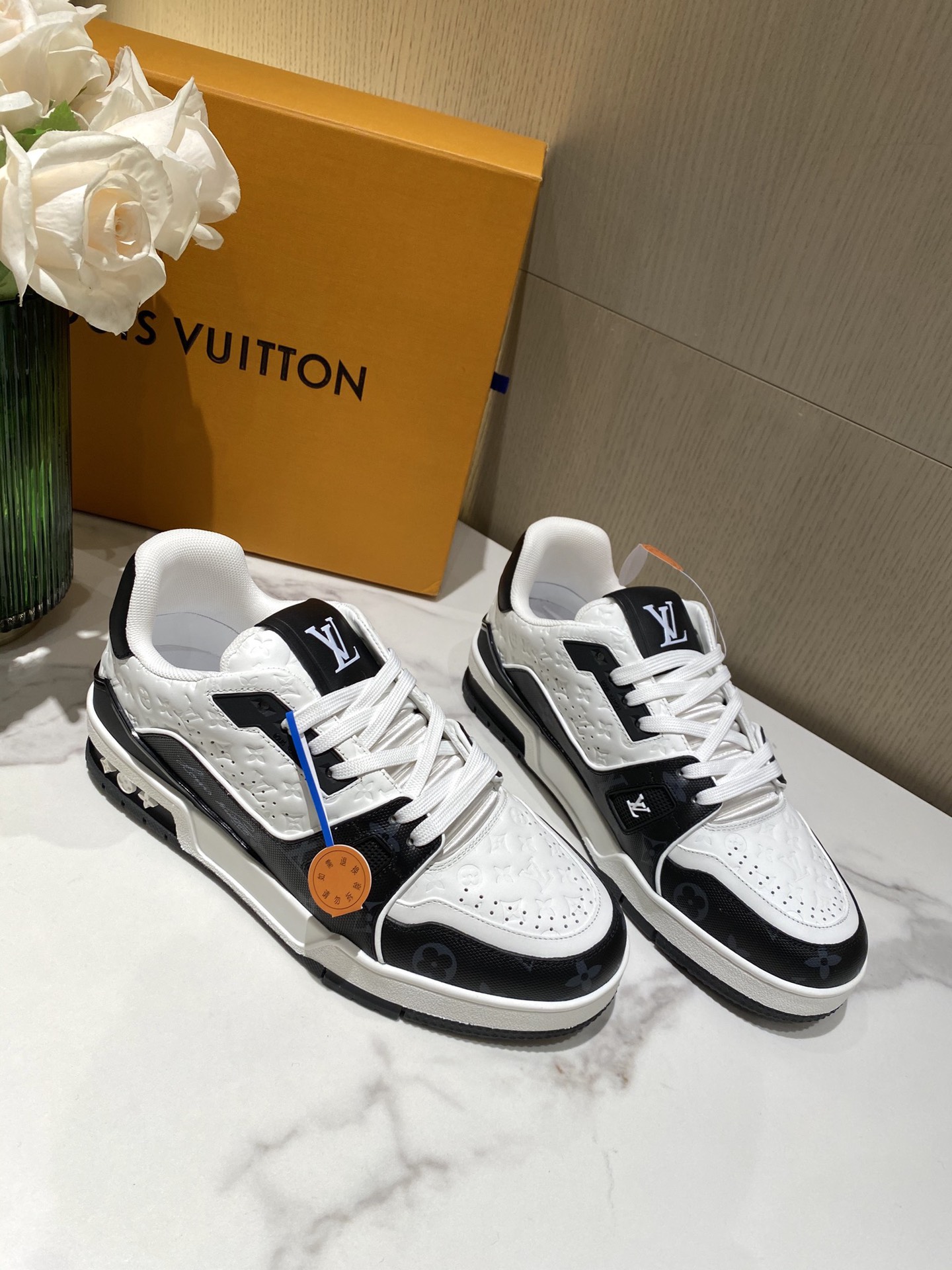 gucci_bootsrewrewrwe_2_.jpg Louis Vuitton Trainer2(EU35-45) - Image 1