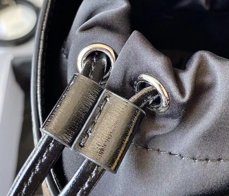 Gienvchy Cutout Bucket-16*11*11 CM - Image 6