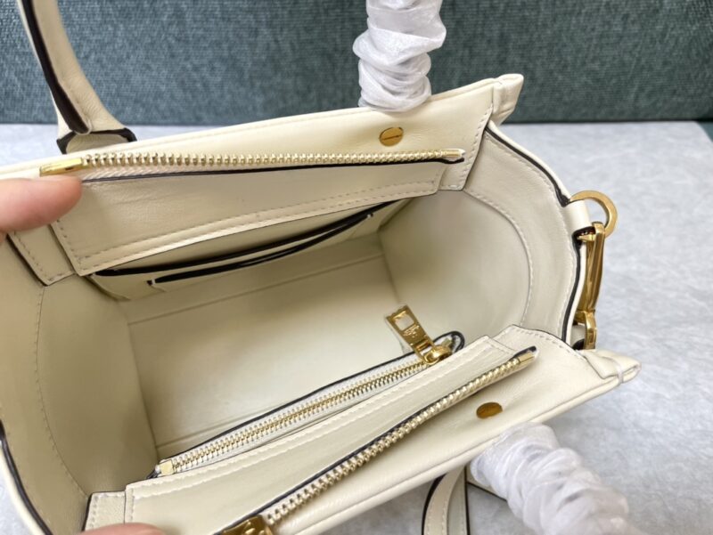 Valentino Garavani Onestud-18.5 x15x11CM - Image 8