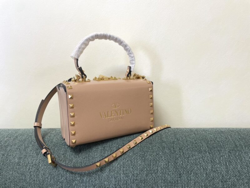 Valentino Garavani Rockstud Alcove-19*12*8CM - Image 4