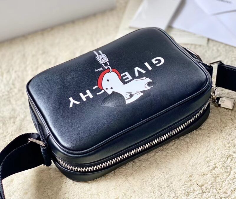 Gienvchy Waist Bag-16x11x8CM - Image 4