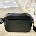 Gienvchy Waist Bag-16x11x8CM