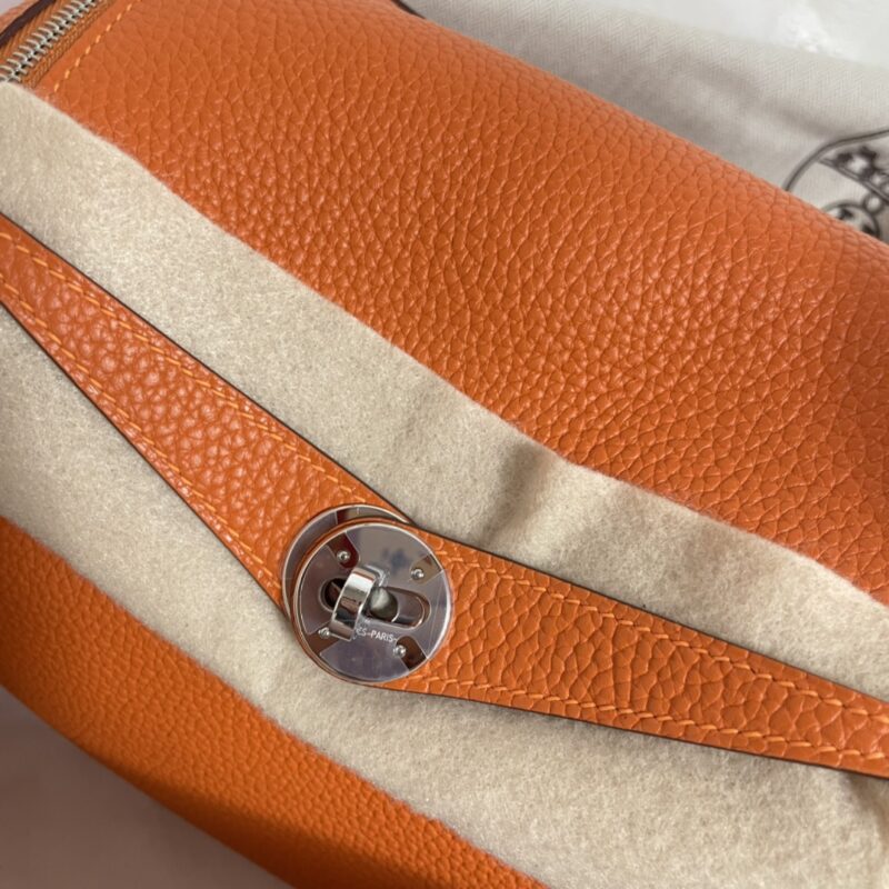 Hermes Lindy-TC Leather-26&30CM - Image 6