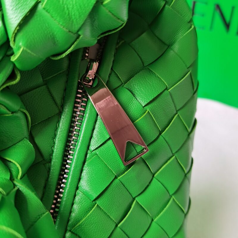 Bottega Veneta Jodie Hobo-23x28x8CM - Image 9