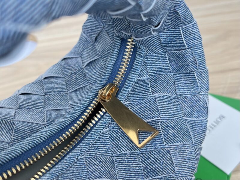 Bottega Veneta Jodie Hobo-23x28x8CM - Image 7