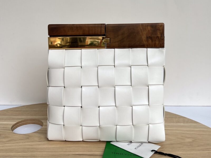 Bottega Nappa Pouch-28*26*5CM - Image 2