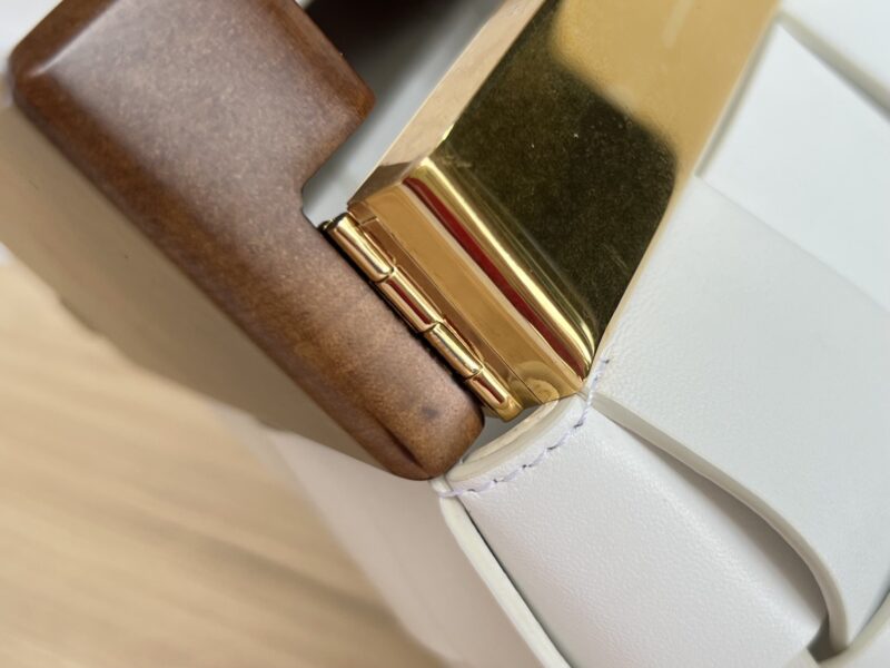 Bottega Nappa Pouch-28*26*5CM - Image 8