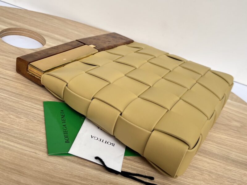 Bottega Nappa Pouch-28*26*5CM - Image 4