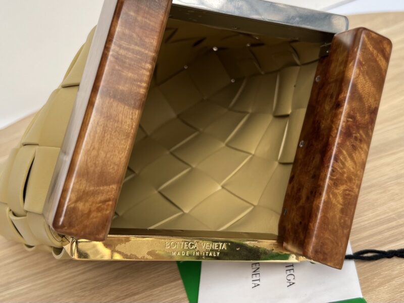 Bottega Nappa Pouch-28*26*5CM - Image 8