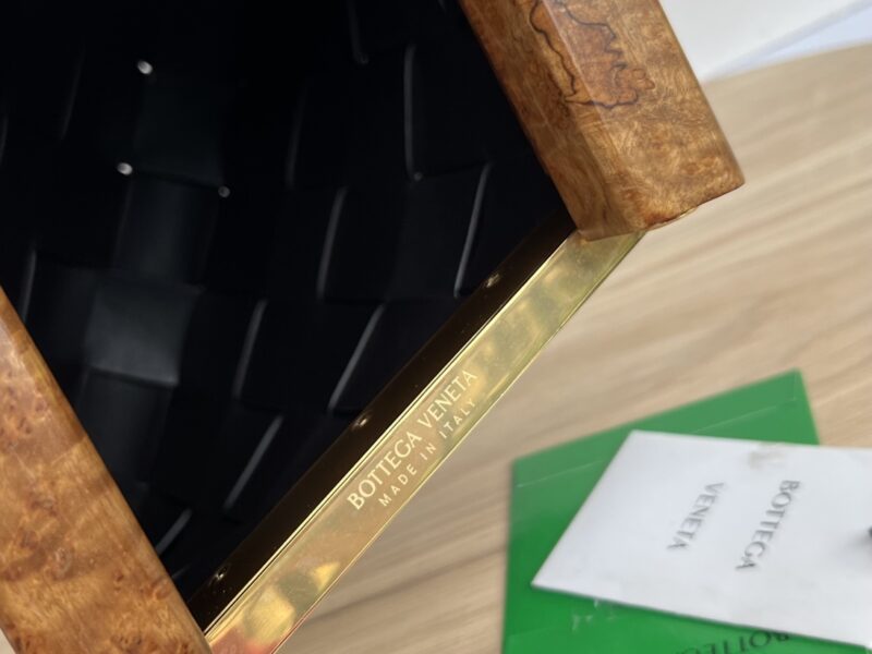 Bottega Nappa Pouch-28*26*5CM - Image 7