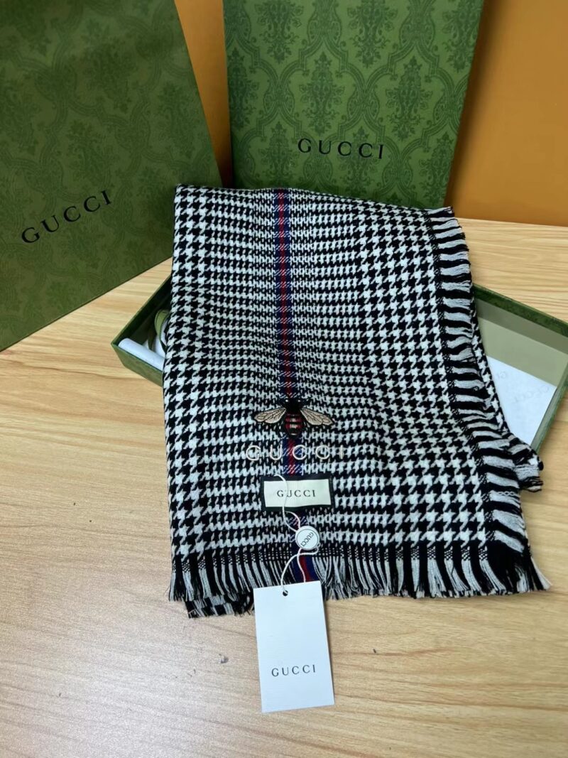 Gucci Scarf-35*240CM - Image 3