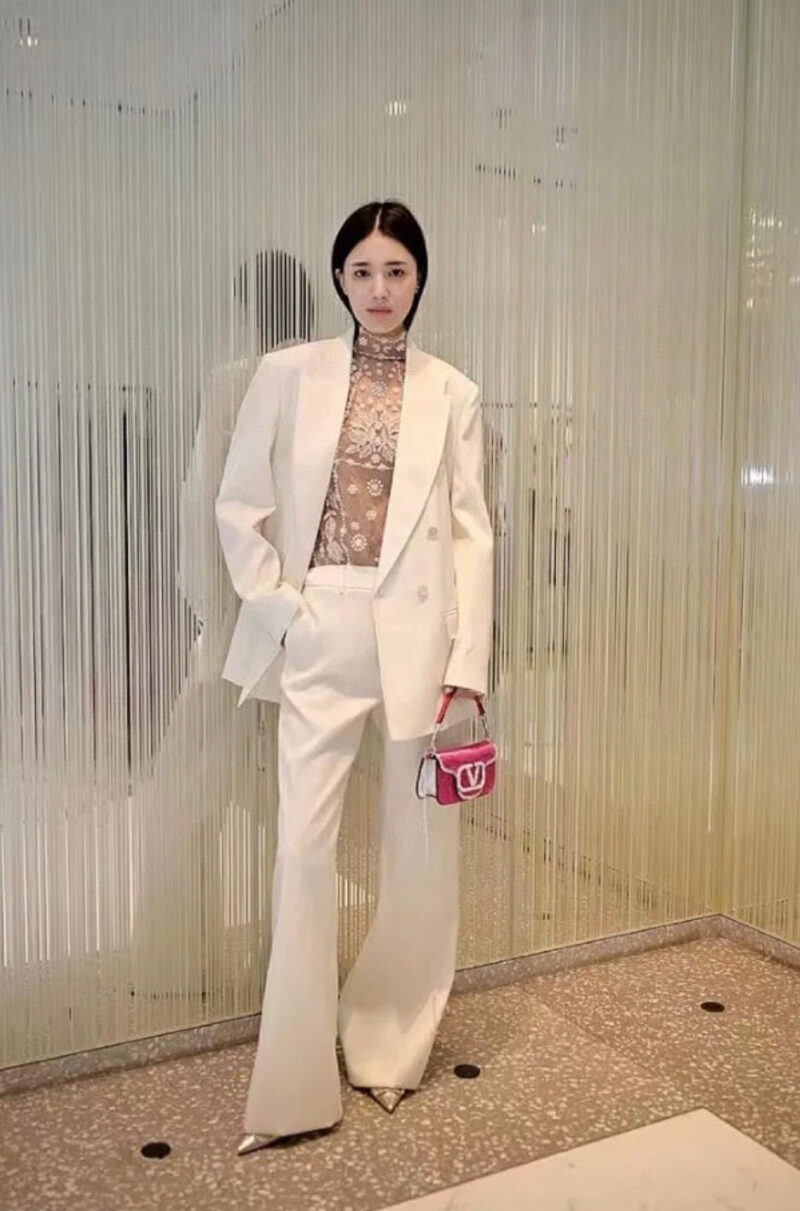 Valentino Garavani MINI Loco-19CM - Image 6