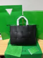 Bottega VenetaTote - Image 4