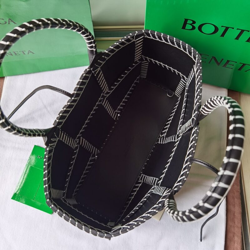 Bottega Arco Tote-30x20x11.5CM - Image 8
