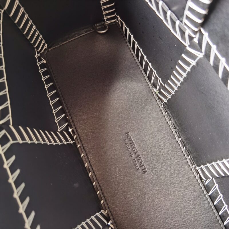 Bottega Arco Tote-30x20x11.5CM - Image 9