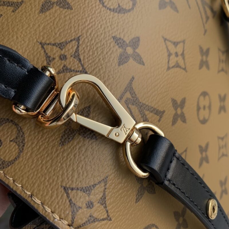 Louis Vuitton Vintage Bag-M46548-23.5*16.5*8CM - Image 7