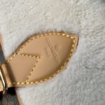 Louis Vuitton Diane Handbags-25*9*15CM - Image 4