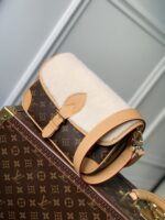 Louis Vuitton Diane Handbags-25*9*15CM