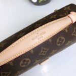 Louis Vuitton Pochette Metis Handbags-25*19*7CM - Image 4