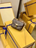 Louis Vuitton Micro Metis Handbags-14*11* 3.5 CM