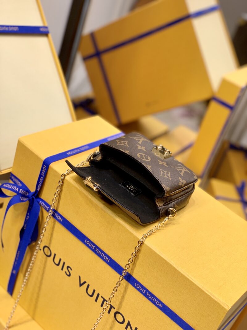 Louis Vuitton Micro Metis Handbags-14*11* 3.5 CM - Image 4