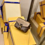 Louis Vuitton Micro Metis Handbags-14*11* 3.5 CM