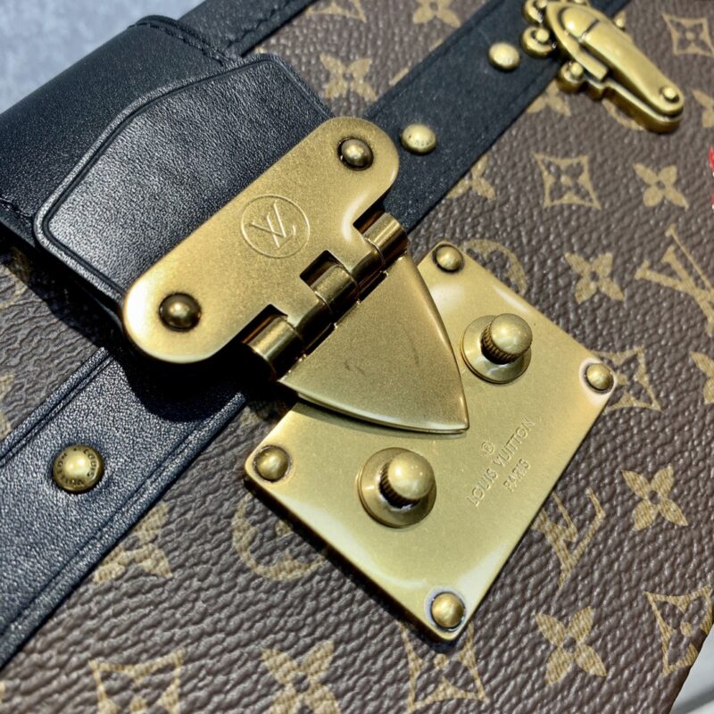 Louis Vuitton Petite Malle East West-27*12*6.5CM - Image 4