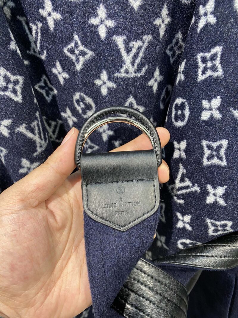 Ch@nel 2022 New Autumn/Winter Coat - Image 5