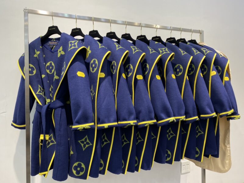 Ch@nel 2022 New Autumn/Winter Coat - Image 5