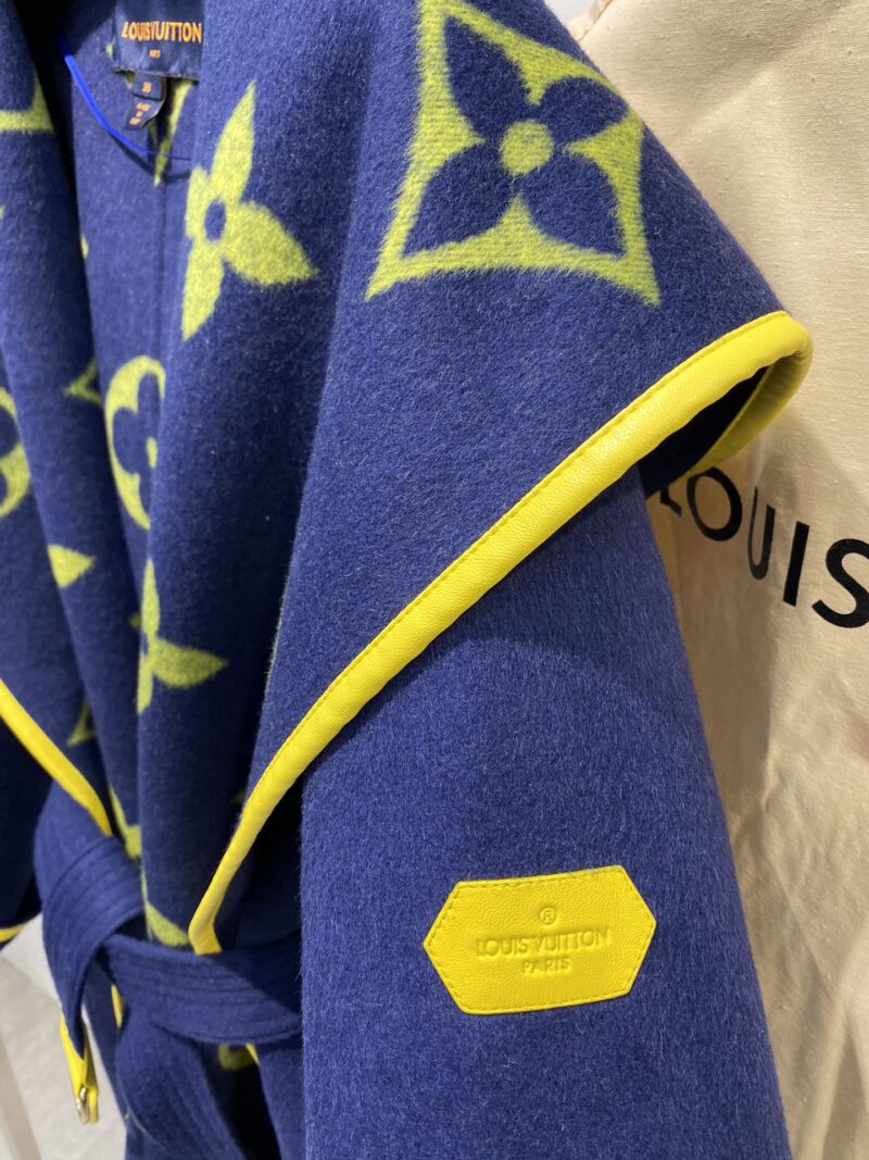 Ch@nel 2022 New Autumn/Winter Coat - Image 7