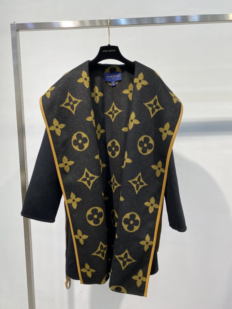 Ch@nel 2022 New Autumn/Winter Coat - Image 3