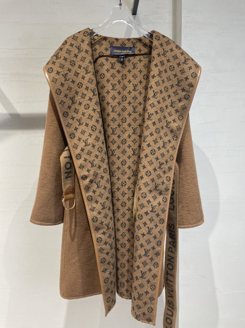 Ch@nel 2022 New Autumn/Winter Coat - Image 3