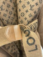 Ch@nel 2022 New Autumn/Winter Coat - Image 5