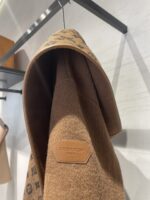 Ch@nel 2022 New Autumn/Winter Coat - Image 9