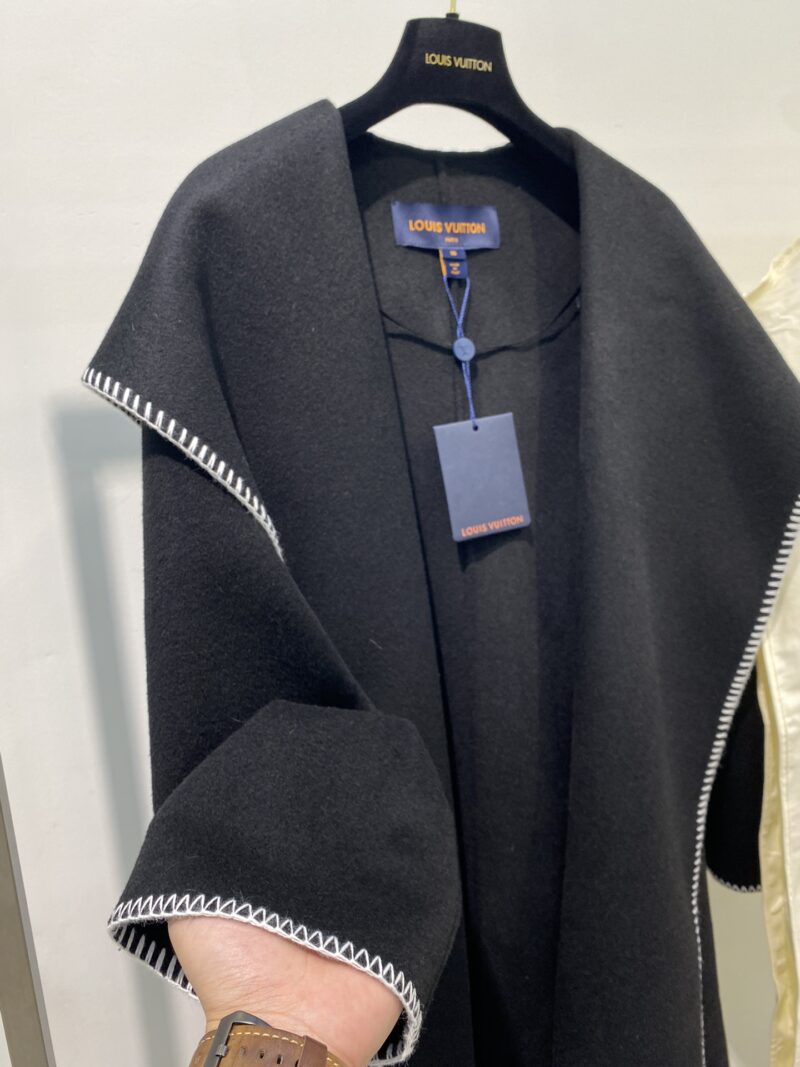 Ch@nel 2022 New Autumn/Winter Coat - Image 2