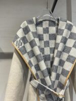 Ch@nel 2022 New Autumn/Winter Coat - Image 4