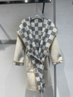 Ch@nel 2022 New Autumn/Winter Coat - Image 7